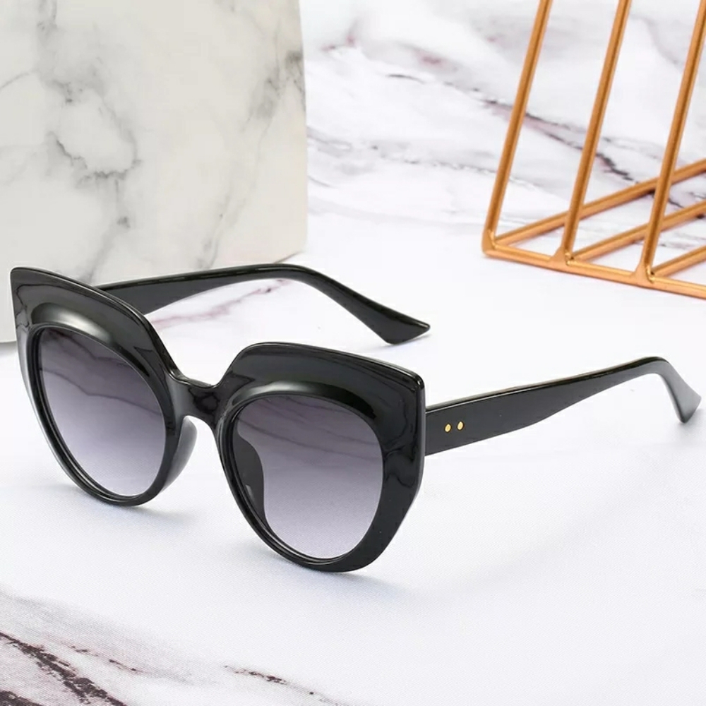 New Black Oversized Cateye Sunglasses - Picture 2 of 6